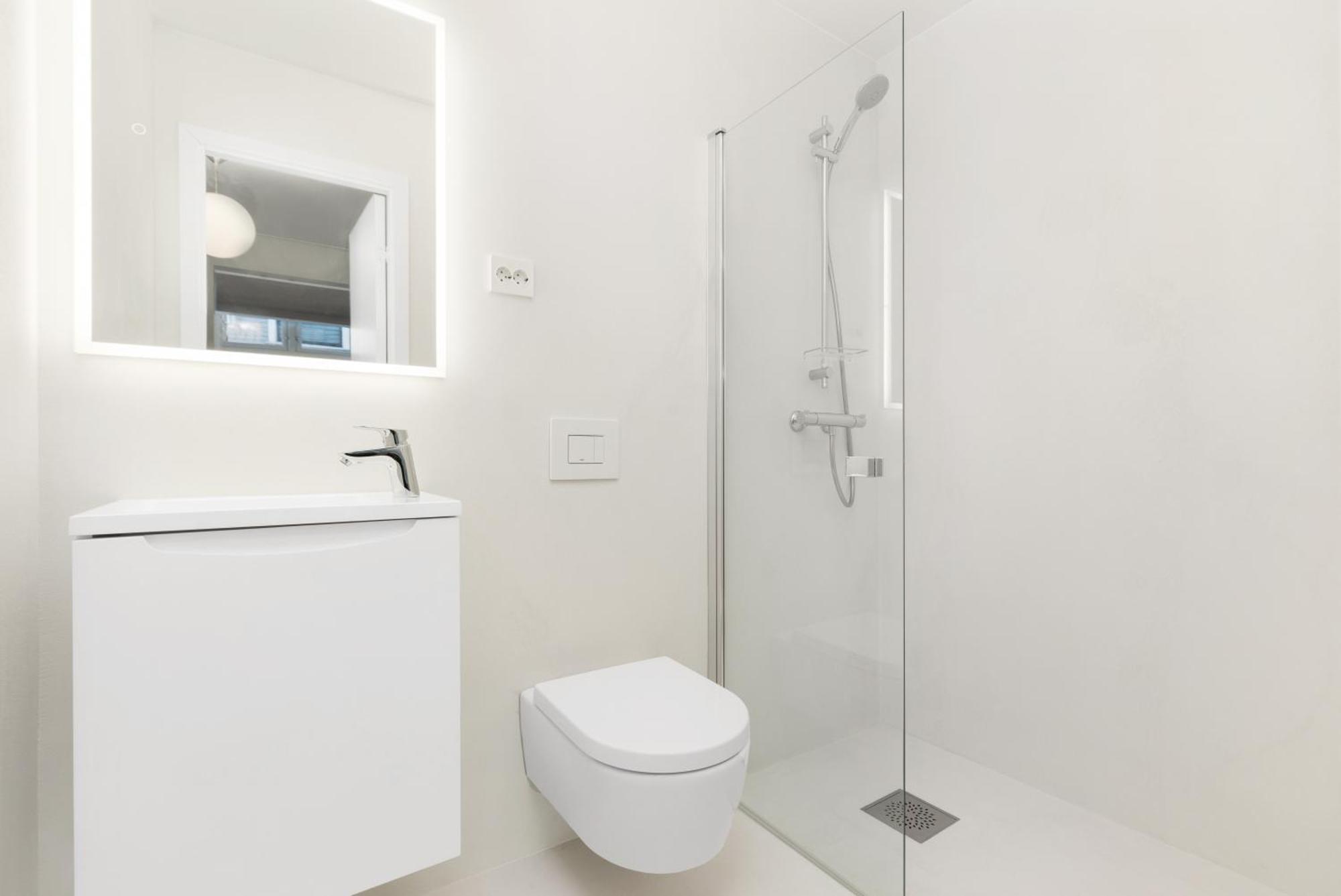 Central Guest House - Bedroom With Private Bathroom スタヴァンゲル エクステリア 写真