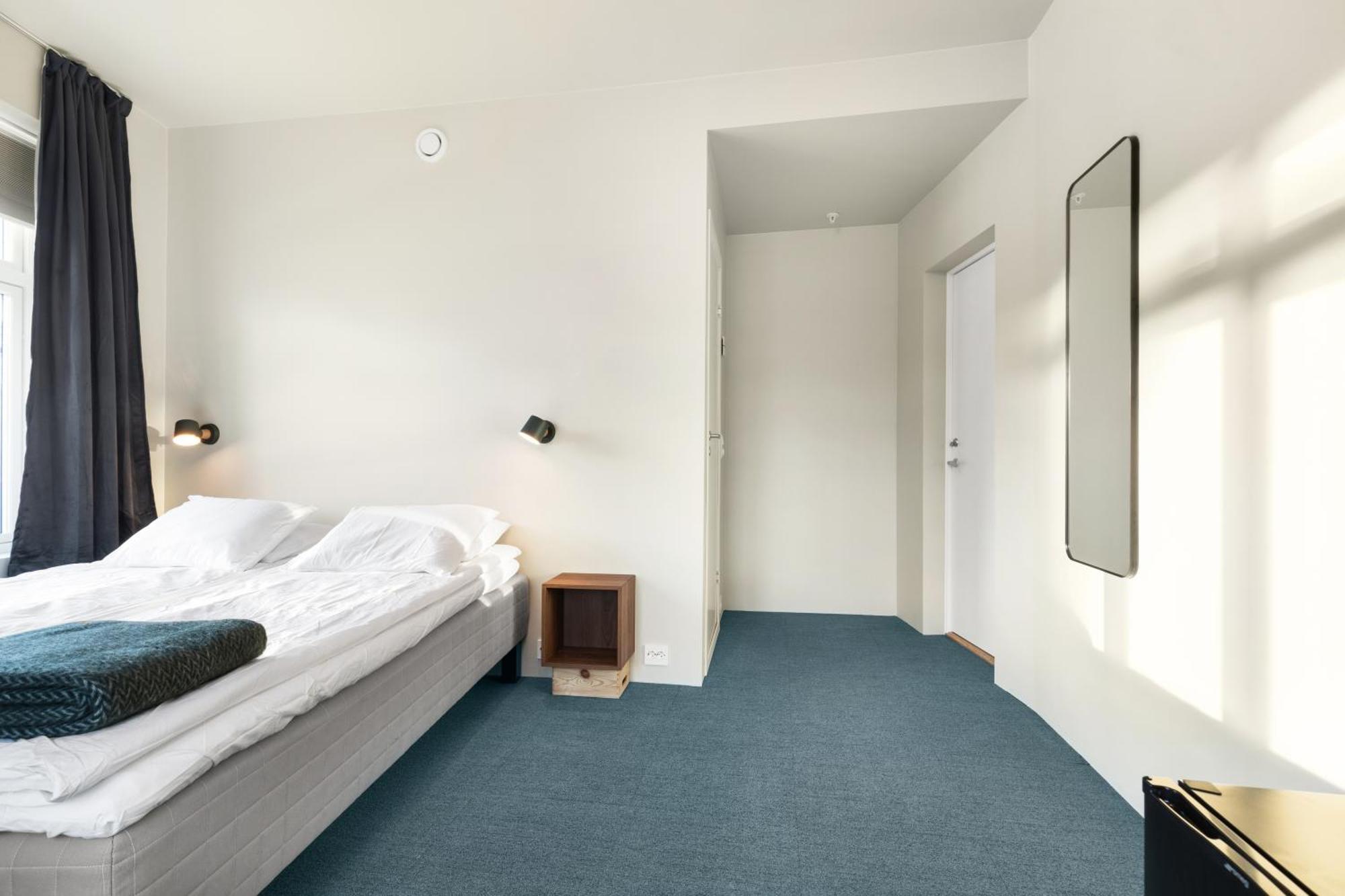 Central Guest House - Bedroom With Private Bathroom スタヴァンゲル 部屋 写真