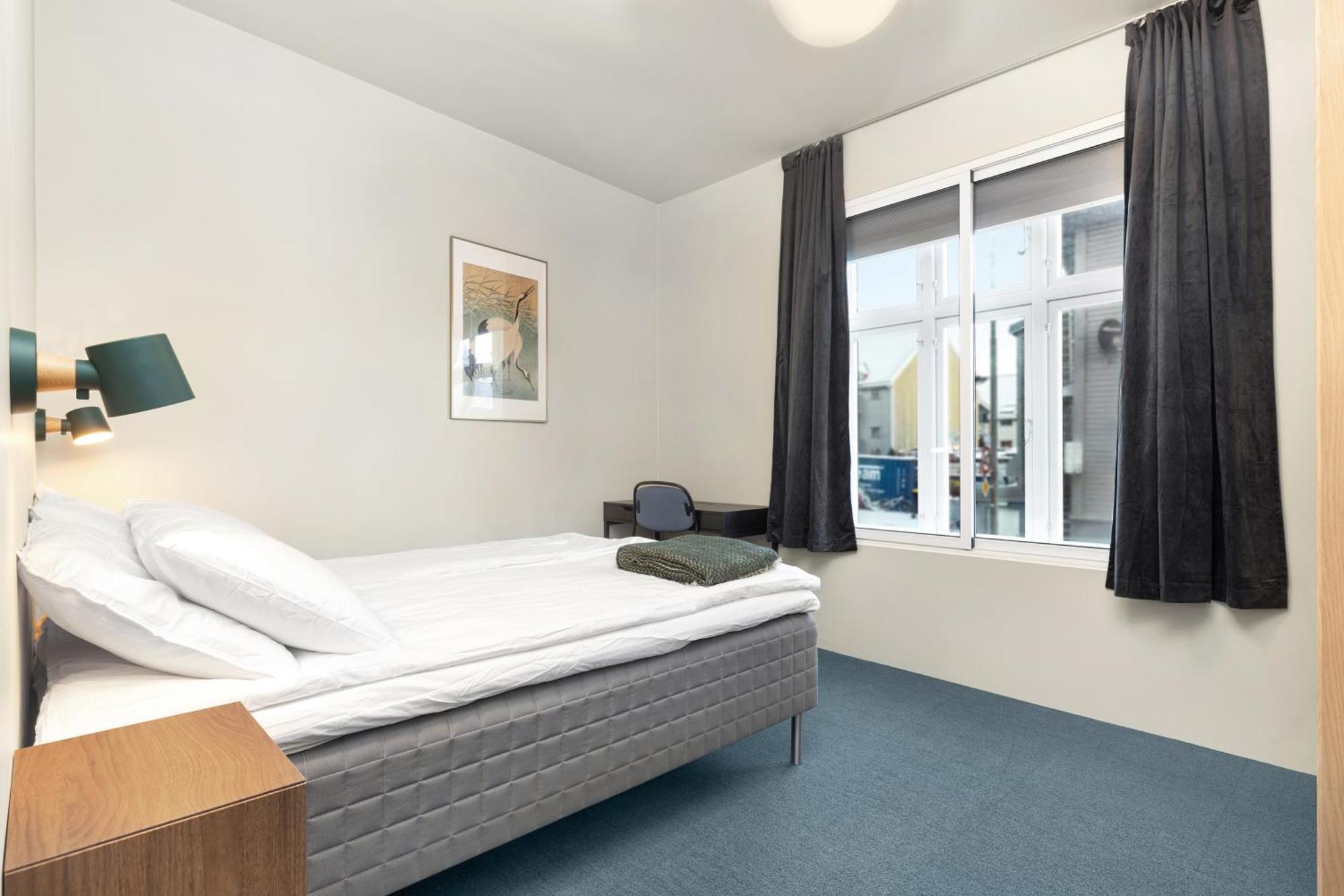 Central Guest House - Bedroom With Private Bathroom スタヴァンゲル 部屋 写真